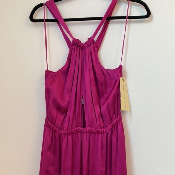 Raquel Allegra Key Hole Formal Dress - Picture 4 of 9